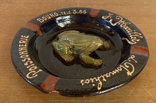 Cendrier grenouille - à, la
