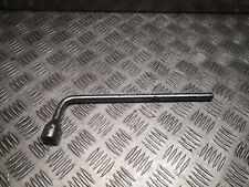 Clé À Écrou De Roue