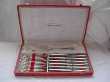 F.FRIONNET,FRENCH SILVERPLATED DESSERT,PASTRY SET,KNIVES,FORKS,25 PIECES