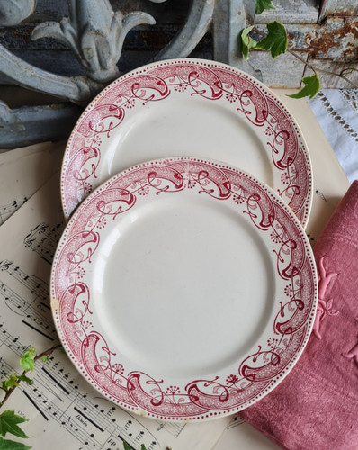 Anciennes assiettes plates - 2,