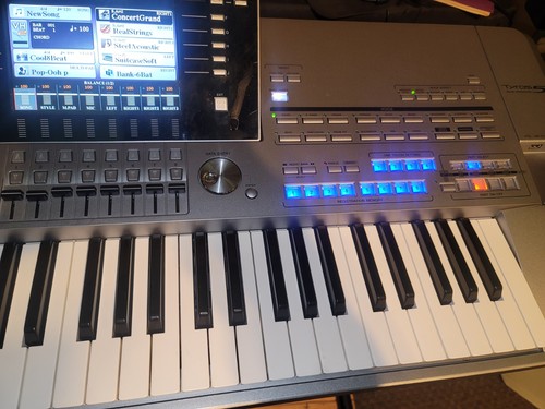 Yamaha tyros in - 5,