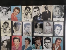 32 Cartes dédicacé Marie Claire Fernandel Becaud Reynaud Distel Brel Cordy Lasso
