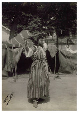 Zoo humain, Exposition coloniale, danseuse du village africain, 1907  Original v