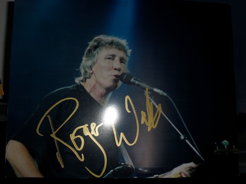 Roger waters signed pink floyd - roger,