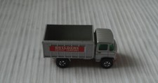 MATCHBOX series n°11 : camion benne Mercedes Builders Supply Cy - sans boîte