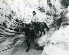 GENE HACKMAN  BITE THE BULLET 1975 VINTAGE PHOTO ORIGINAL