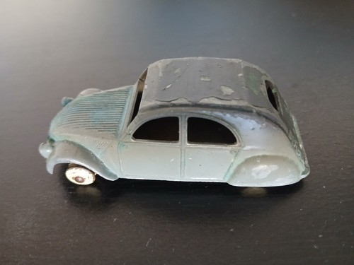 Voiture miniature citroën 2cv - miniature,
