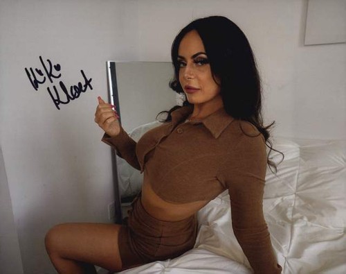 Kiki klout signed - kiki,