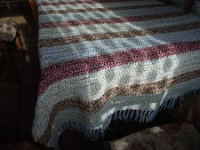 /? LINGE VINTAGE  ( Dessus de lit / canapé ) ?/