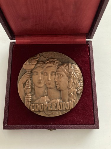 Medaille cooperation style art - medaille,