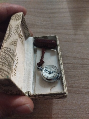 Montre boule médaille lancel - boule,