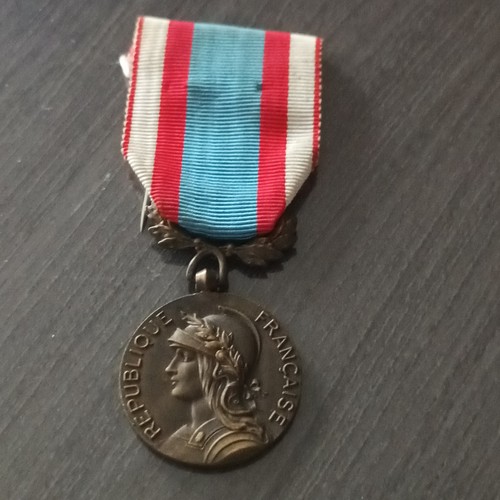 Ancienne médaille - ancienne,