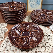 Lot de 12 assiettes à huîtres vintage marron – estampille France fleur de lys