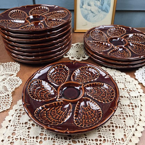 Lot assiettes à - de,