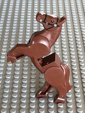 Cheval LEGO Reddish Brown horse 10352c01pb01 / Set 9469 9471 9474 79108