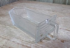 Ancien petit tiroir en verre