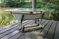 table basse bateau doris de terre neuve en verre trempé ovale