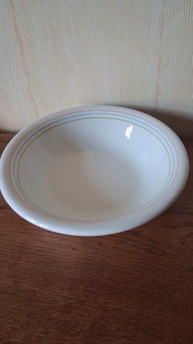 Plat creux en faïence - cm,