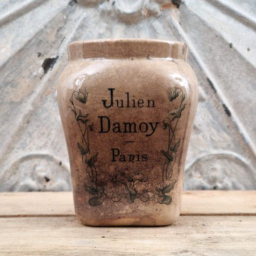 Ancien pot confitures - à, «