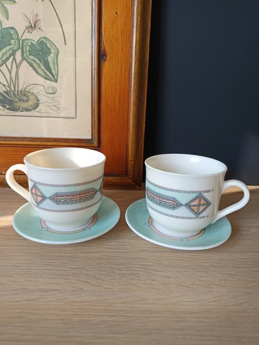 Duo tasses sous - &, sous-tasses