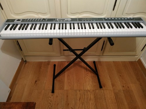 Vmk plus studiologic - vmk, studiologic+
