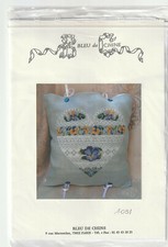 Grille point de croix " Bleu de Chine " COEUR n°1051