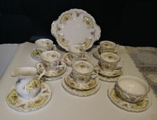 ROYAL ALBERT BONE CHINA September Song Service à gâteaux et café. 1917