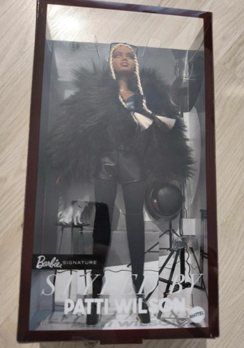 Poupée barbie signature - barbie,
