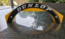 VOITURE MINIATURE PASSERELLE PNEUS DULOP SLOT CAR SCALEXTRIC CIRCUIT ROUTIER