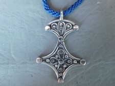 collier ancien cordon bleu pendentif croix du sud grise argent massif femme