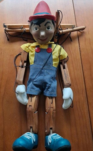 Marionnette vintage pinnochio