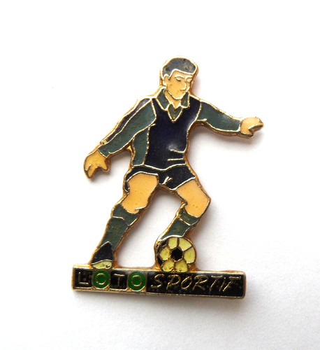 Rnt pin football - pin's, loto