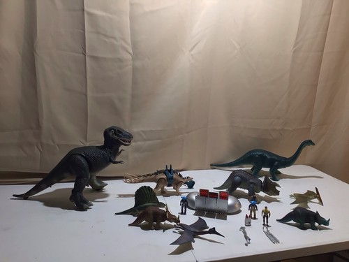 Vintage tyco dino - tyco, riders