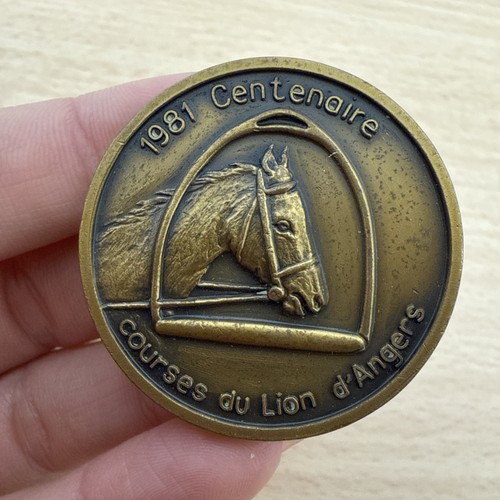 Médaille courses lion - courses, du