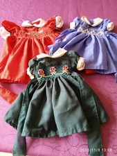 poupée lot de 3 robes