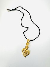 Collier pendentif articulé