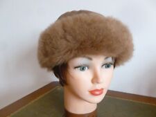  TOQUE MOUTON BORDURE POILS LONGS MOUTON TAILLE 54/ 55 CM ETAT NEUF