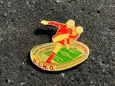 f PINS PIN  FOOTBALL SOCCER FOOT OLYMPIQUE NIMES SUPPORTER