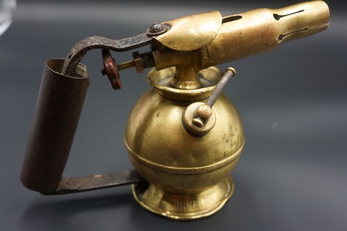 Ancienne lampe souder - lampe, À