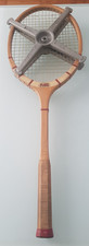 ancienne raquette de tennis