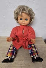 Ancienne poupée plastique