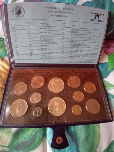 Coffret français fdc 1984 - , de