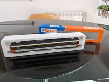 ROCO 44667, voiture UIC 1 ére classe dite Corail SNCF