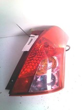 Feu arriere principal droit