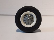 PLAYMOBIL PIÈCE 9236/ CAMION DE POLICE ROUE + ENJOLIVEUR + PNEU