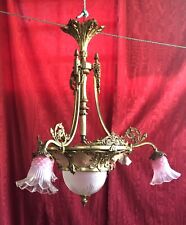 LUSTRE EN BRONZE ET CRISTAL TULIPES OPALINE ÉPOQUE NAPOLÉON III /1900