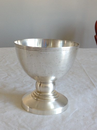 Petite coupe métal argenté