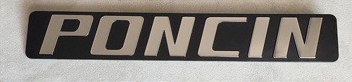 Insigne ancien véhicule - insigne,