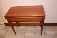  table de jeu pliante rénovée , bois acajou et feutrine très bonne état 