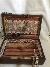 Ancien Coffre A Bijoux ,Avec Bijoux Vintage Art Déco 1920 Signé Avec Ça Clef